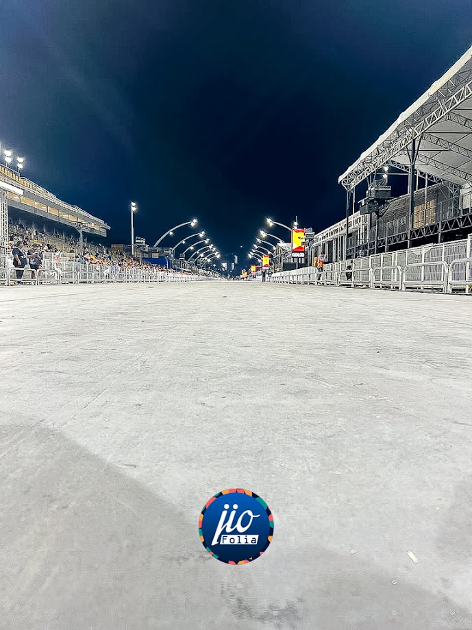 Ensaios técnicos de domingo (25) reuniram escolas dos Grupos Especial e de Acesso no Sambódromo do Anhembi